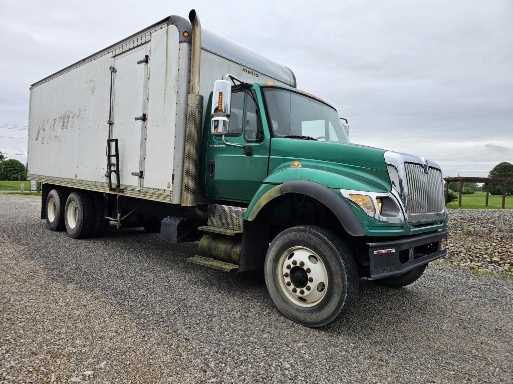 2003 IH 7600 Tandem Axle Box Truck