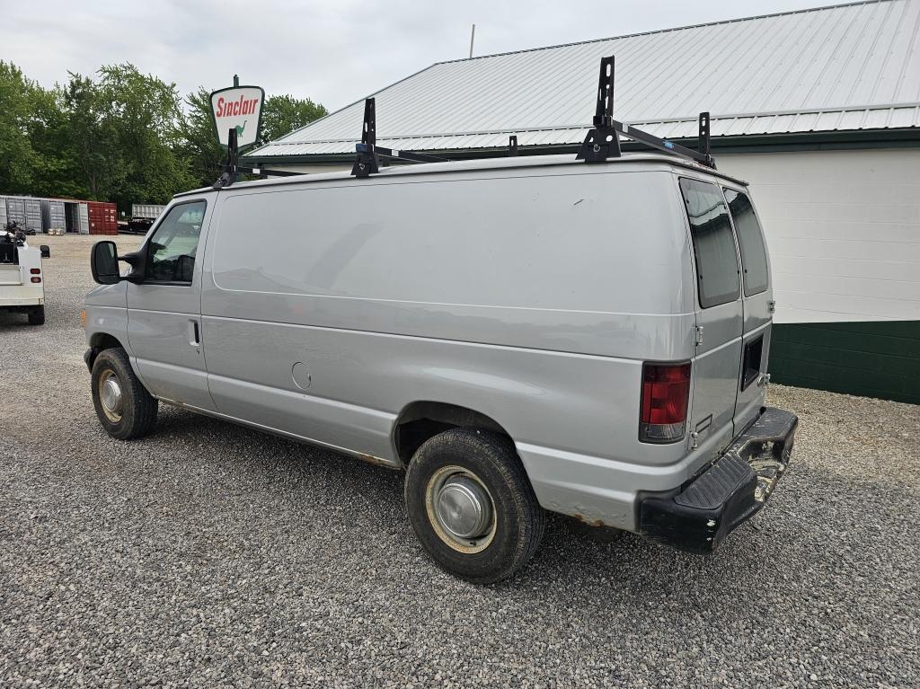 2006 Ford E350 Cargo Van