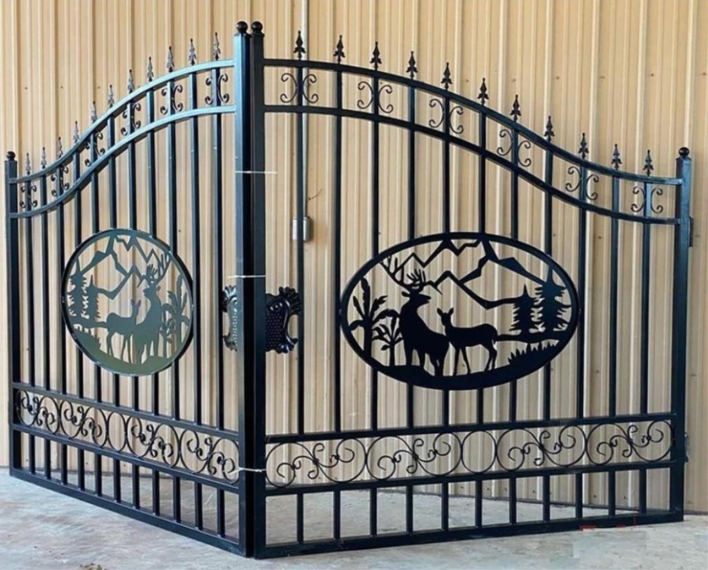 New/Unused 20' Bi-Parting Iron Gate w/ "Deer"