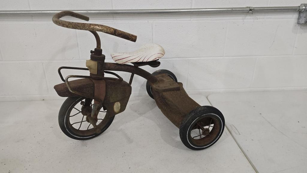 Tricycle
