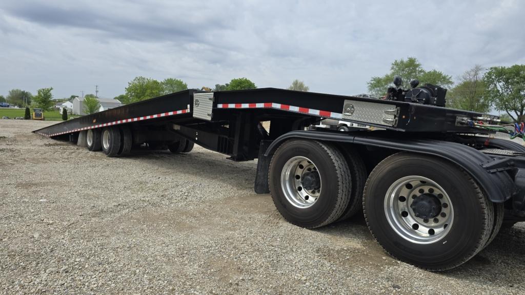 2020 Kalyn Siebert 53' Sliding Axle Trailer