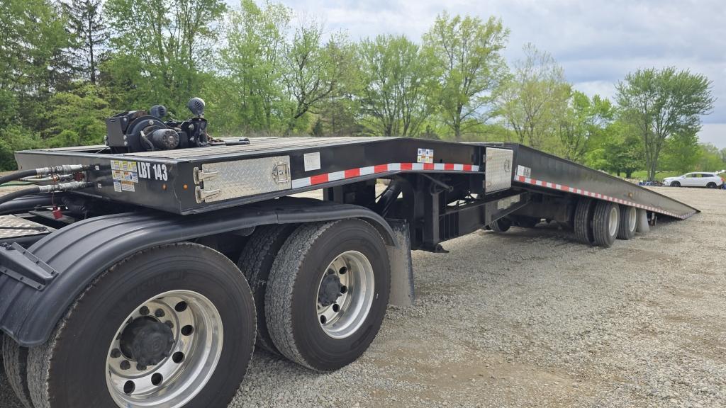2020 Kalyn Siebert 53' Sliding Axle Trailer