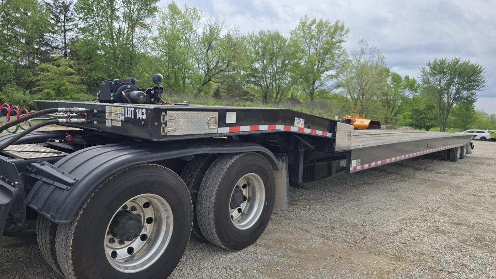 2020 Kalyn Siebert 53' Sliding Axle Trailer