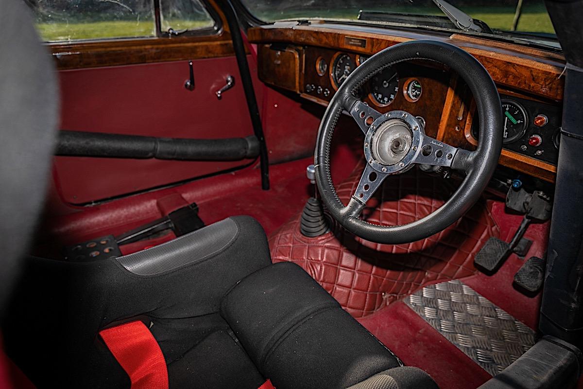 1959 Jaguar Mk 1 FIA Race Car