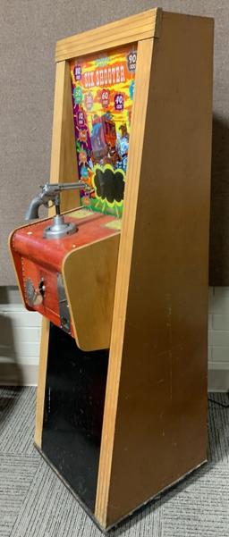 EXHIBIT DALE SIX SHOOTER ARCADE GAME