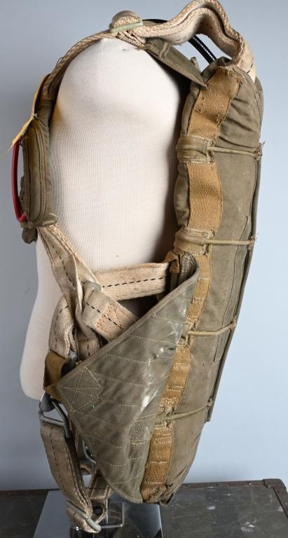 WWII NAMED PILOT GROUPING w/ PARACHUTE AND GEAR