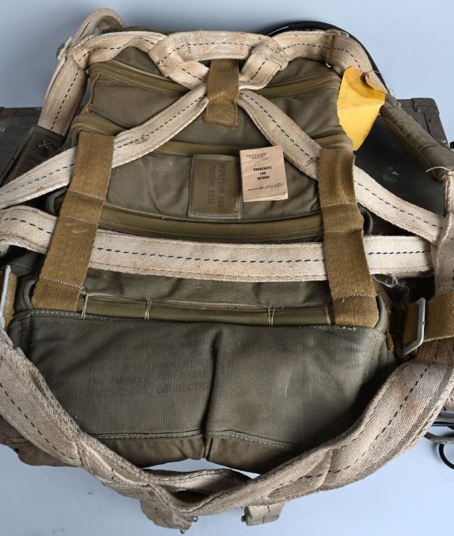 WWII NAMED PILOT GROUPING w/ PARACHUTE AND GEAR