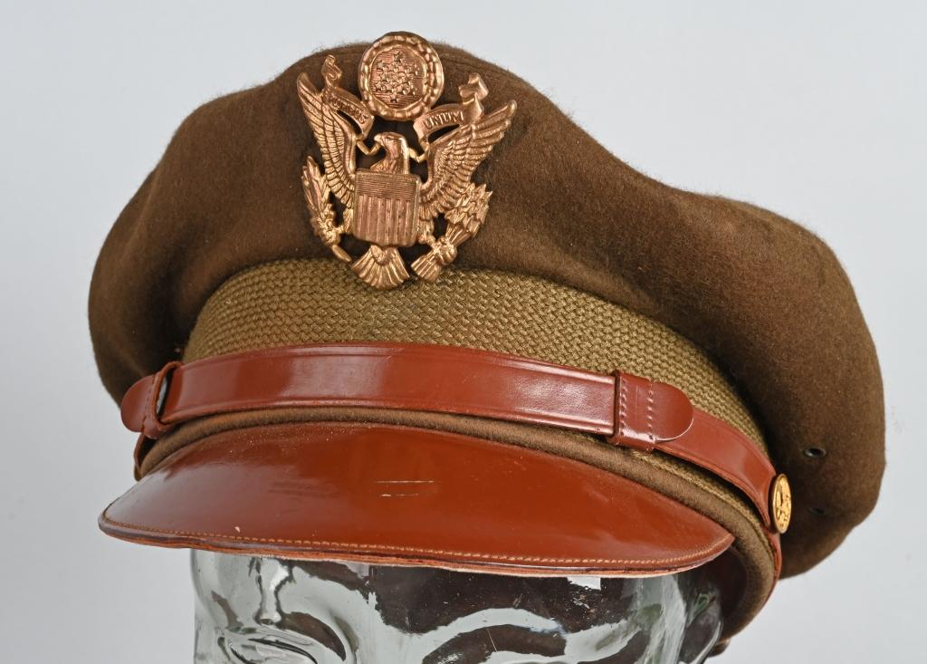WWII NAMED PILOT GROUPING w/ PARACHUTE AND GEAR