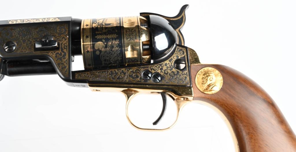 CASED ROBERT E. LEE 1851 NAVY COLT