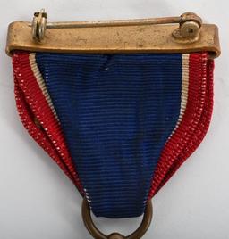 WWII NUMBERED DSC MEDAL W WRAPPED BROOCH 13998