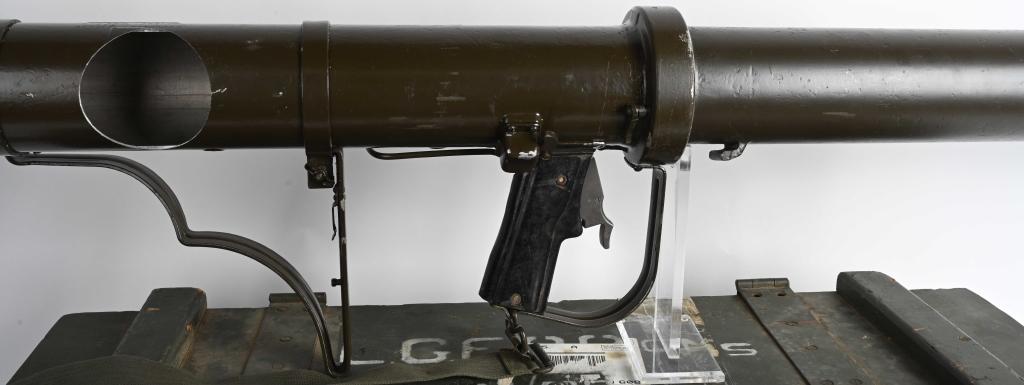 WWII US M20 BAZOOKA 3.5 INCH ROCKET LAUNCHER