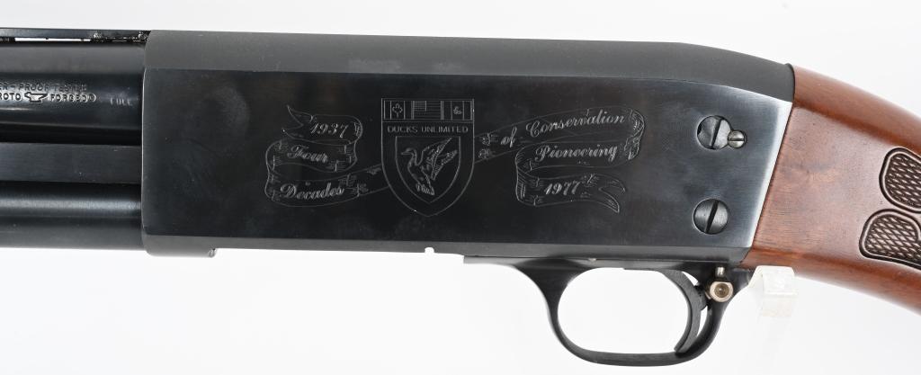 1977 DUCKS UNLIMITED ITHACA MODEL 37 SHOTGUN
