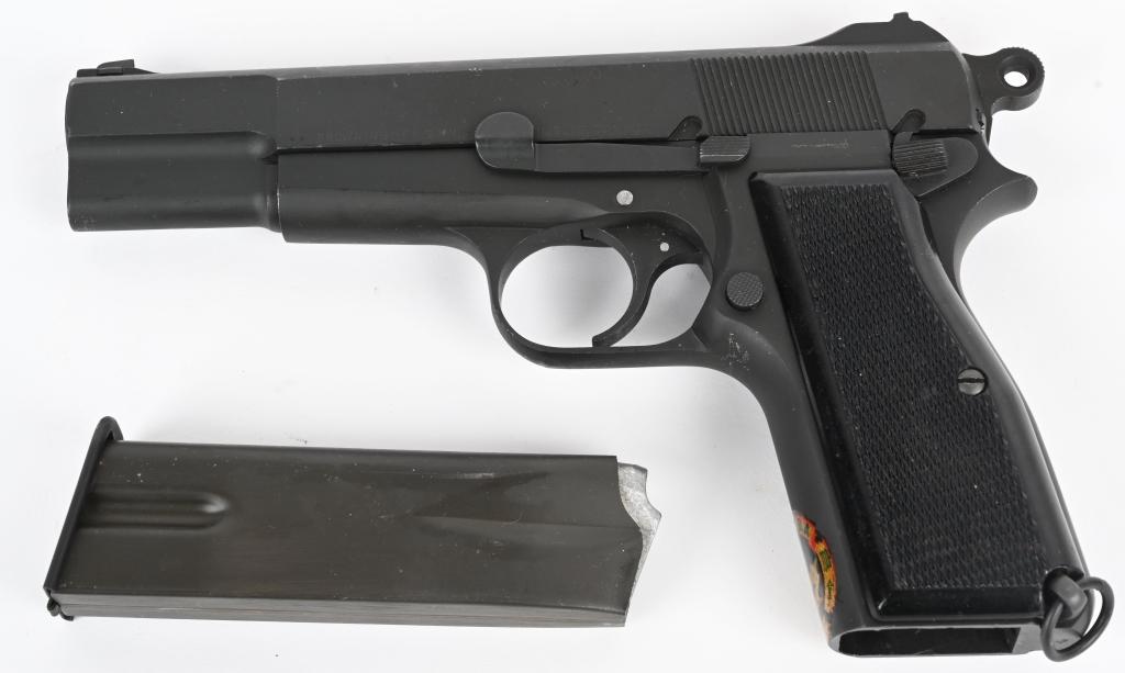 WWII CANDADIAN INGLIS MK1* BROWNING HI POWER 9mm