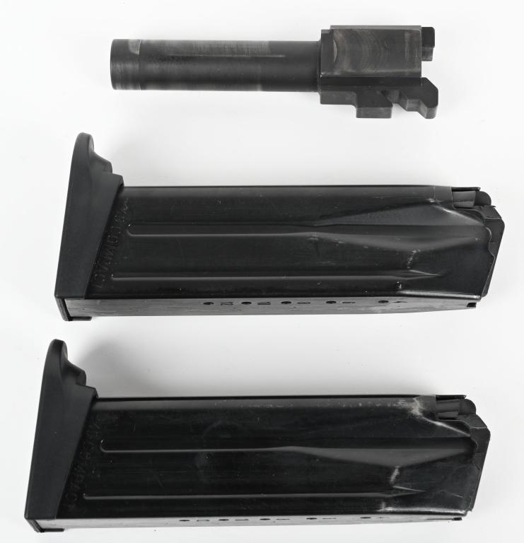 HECKLER & KOCH USP 40 COMPACT W/CASE