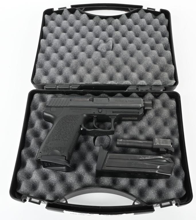 HECKLER & KOCH USP 40 COMPACT W/CASE