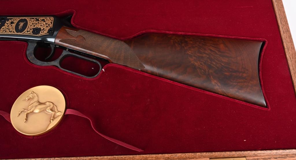 DELUXE CASED WINCHESTER COLT 44-40 SET
