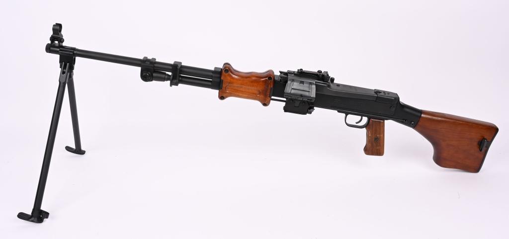 DSA RPDS SEMI-AUTO BELT FED RIFLE W/ ACCESORIES