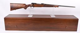 WINCHESTER MODEL 70 FEATHER WEIGHT 1 / 1000 RIFLE
