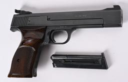 SMITH & WESSON MODEL 41 .22LR TARGET PISTOL