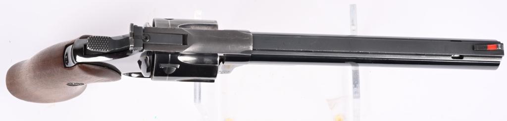 DAN WESSON 44 MAGNUM REVOLVER W/ 8" BBL.