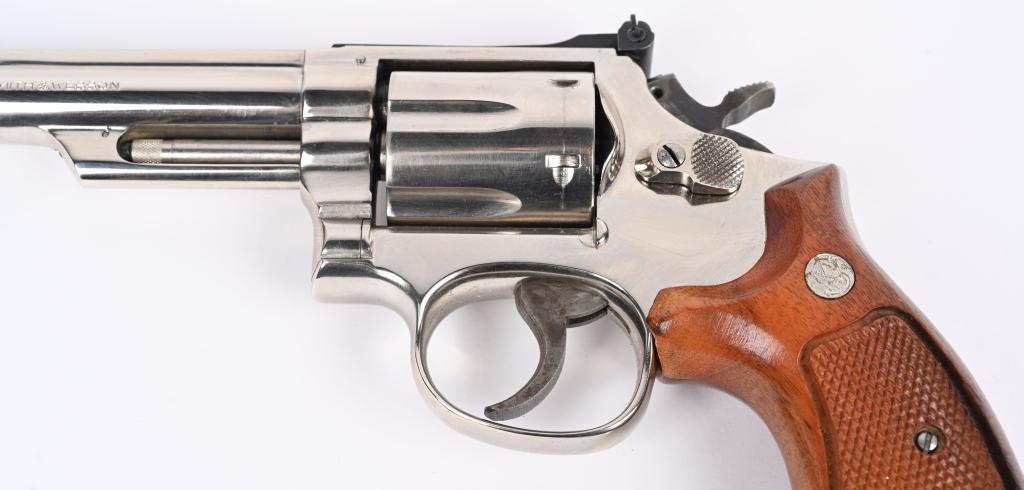 SMITH & WESSON MODEL 19-4 NICKEL REVOLVER