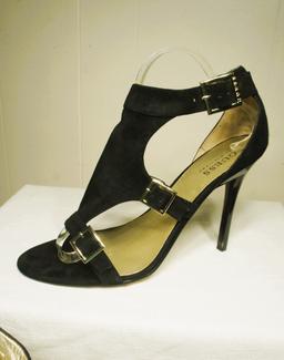 GUESS Black suede Shoes sz 8M