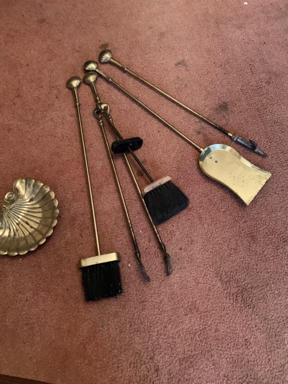 BRASS FIREPLACE SET