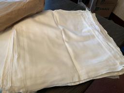 WHITE LINEN NAPKINS
