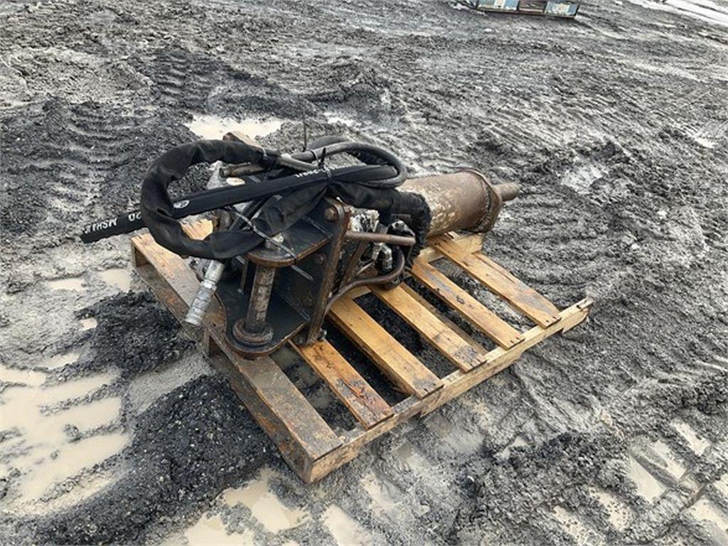 BOBCAT HB1380 HYDRAULIC BREAKER