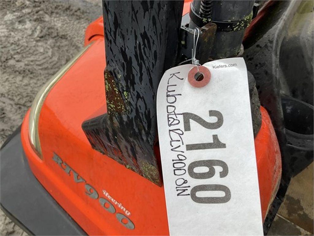 KUBOTA RTV900 UTILITY VEHICLE