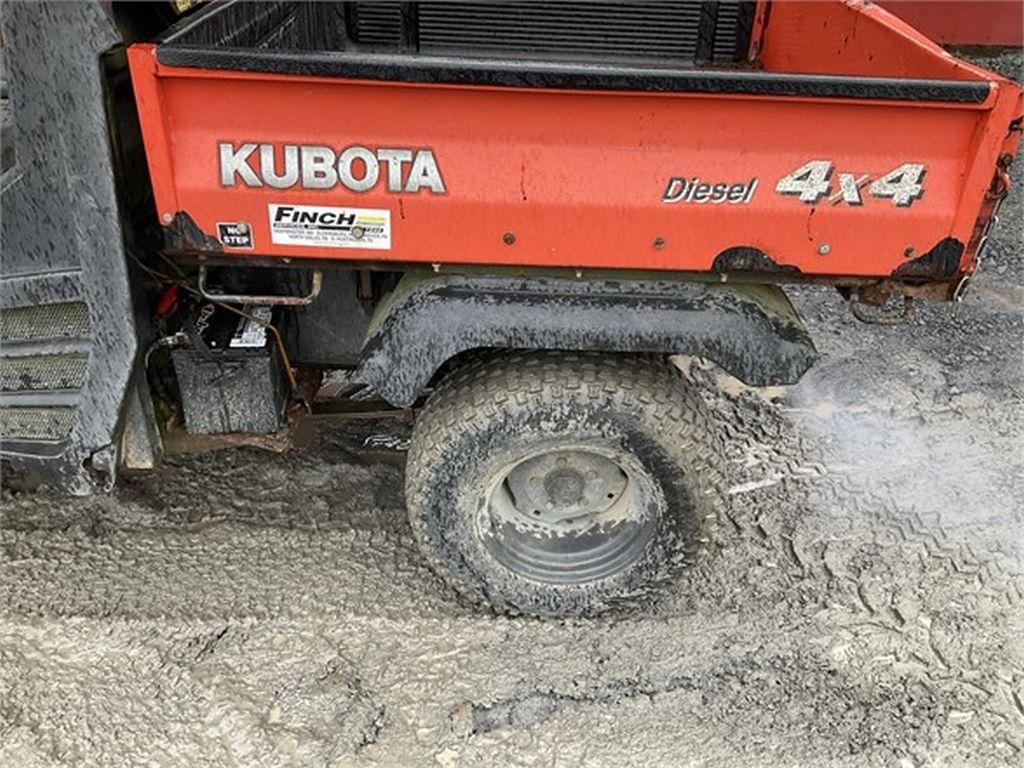 KUBOTA RTV900 UTILITY VEHICLE