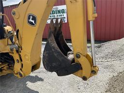 2004 DEERE 110 LOADER BACKHOE