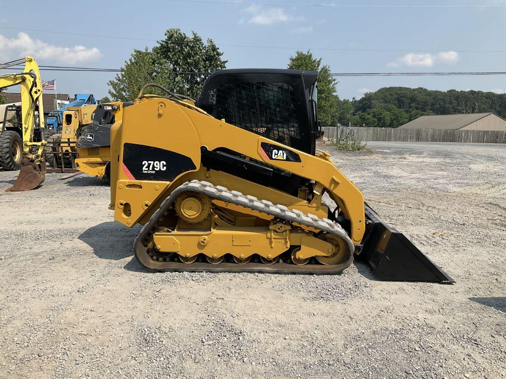 2011 CATERPILLAR 279C SKID STEER LOADER