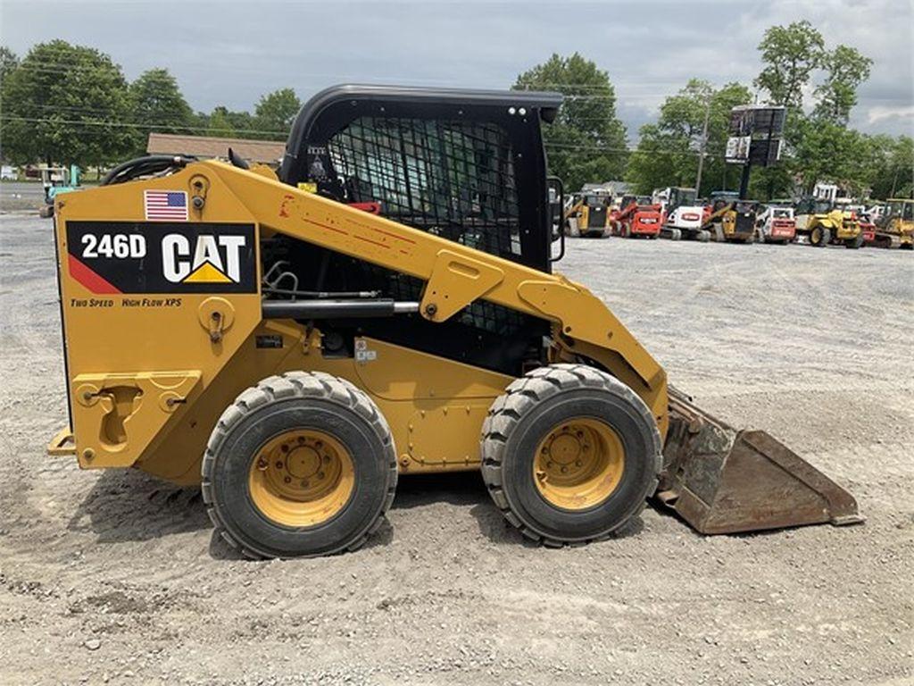 2015 CATERPILLAR 246D SKID STEER LOADER