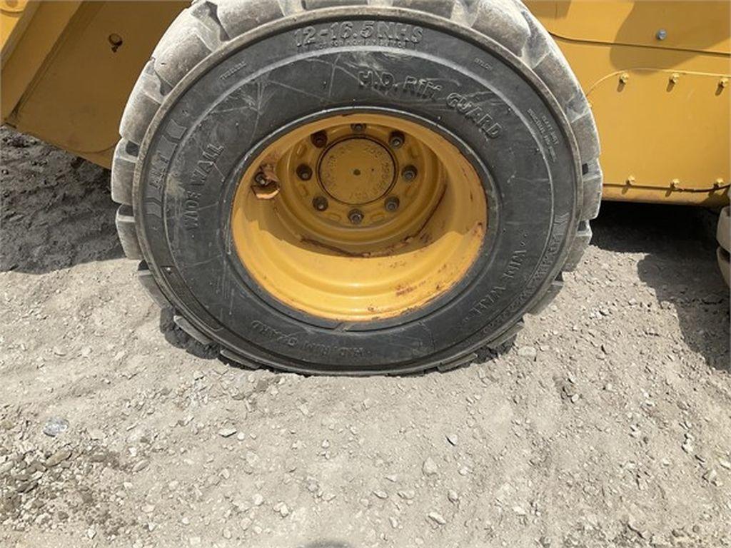 2015 CATERPILLAR 246D SKID STEER LOADER