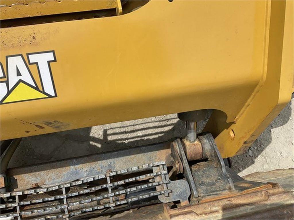 2015 CATERPILLAR 246D SKID STEER LOADER