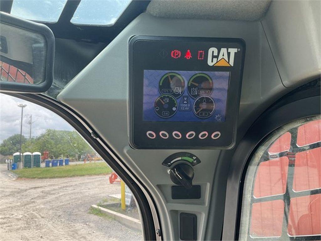 2015 CATERPILLAR 246D SKID STEER LOADER