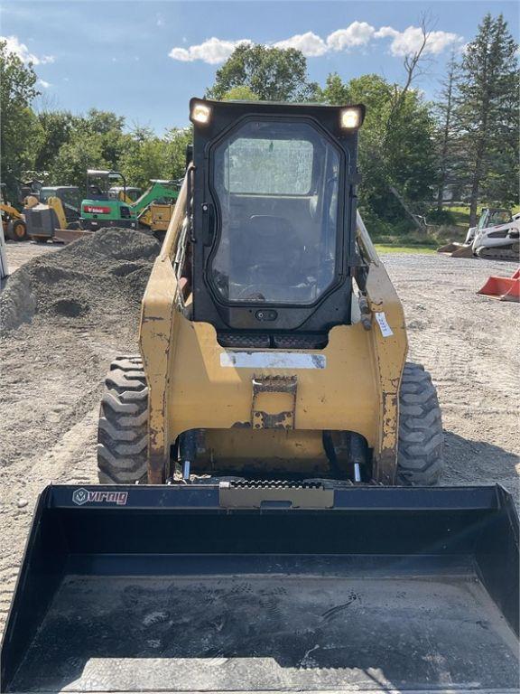 2012 CATERPILLAR 252B3 SKID STEER LOADER