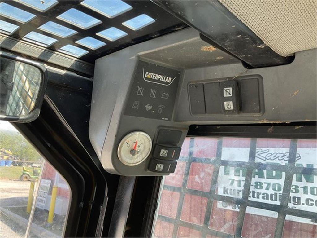 2012 CATERPILLAR 252B3 SKID STEER LOADER