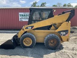 2012 CATERPILLAR 252B3 SKID STEER LOADER