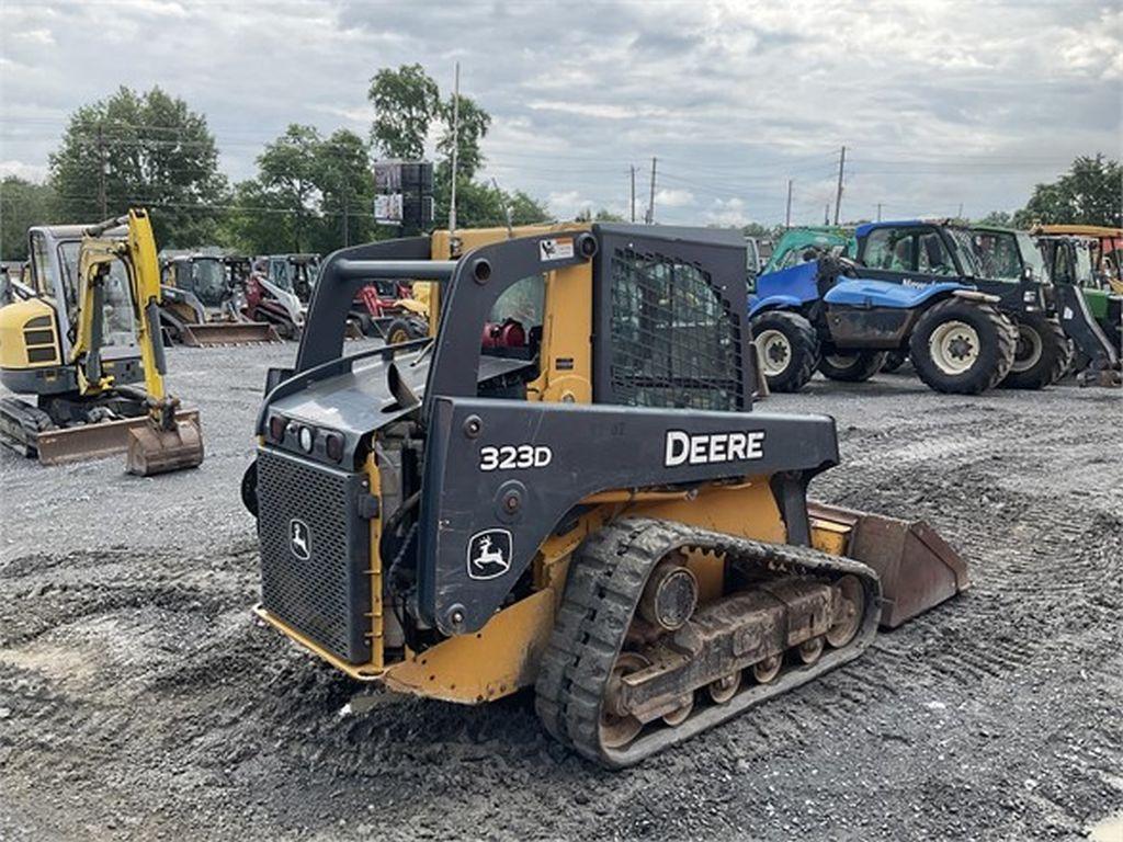 2013 DEERE 323D SKID STEER LOADER