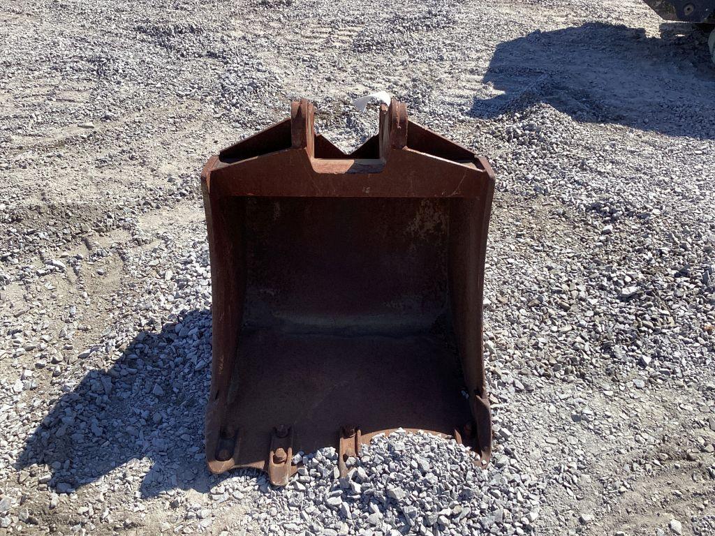 FORD 18-102 PIN ON BUCKET
