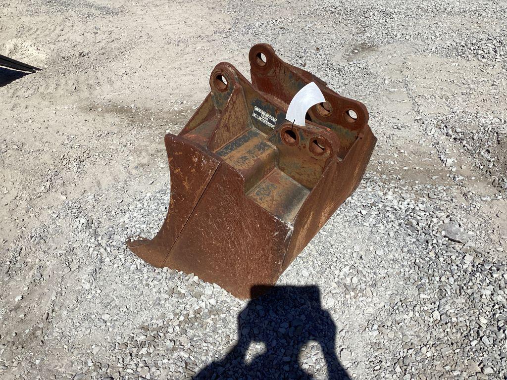 FORD 18-102 PIN ON BUCKET