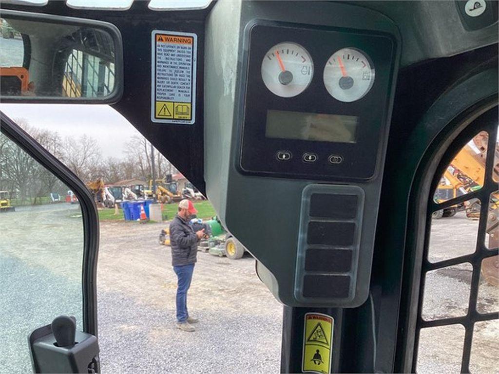 2010 CATERPILLAR 277C SKID STEER LOADER