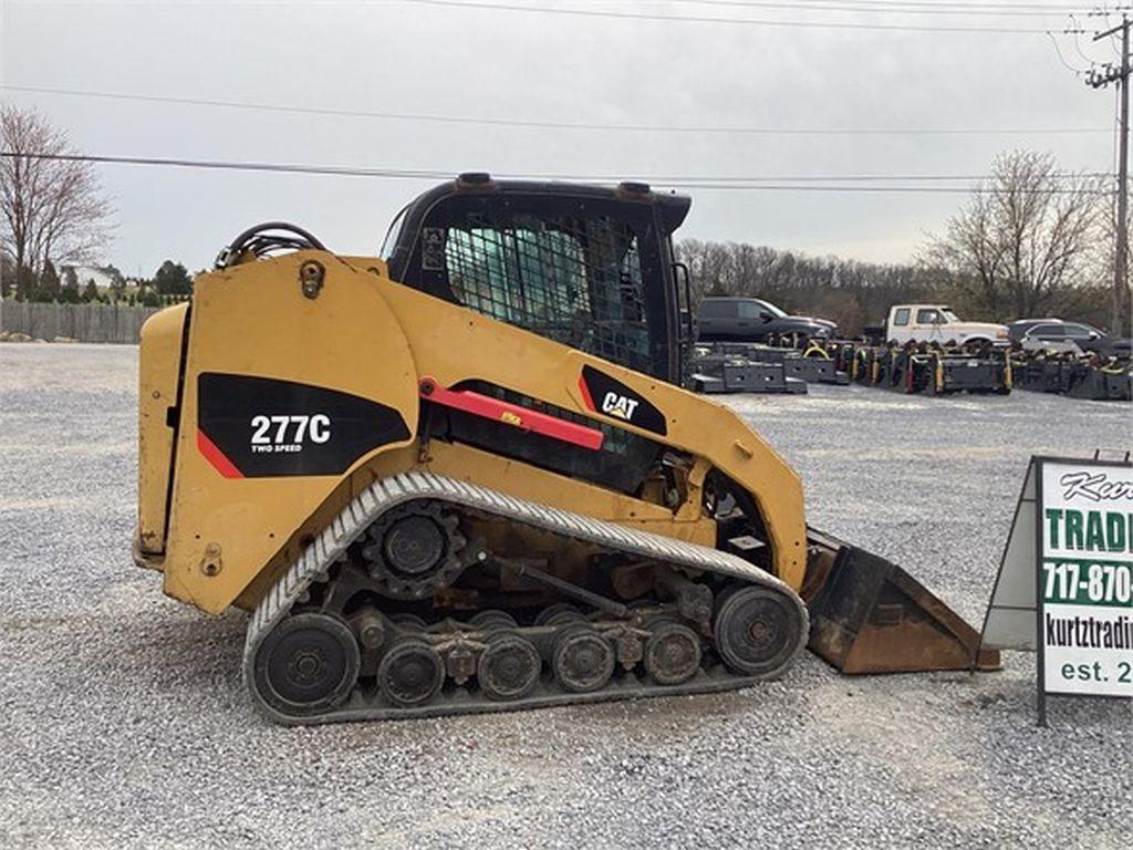 2010 CATERPILLAR 277C SKID STEER LOADER