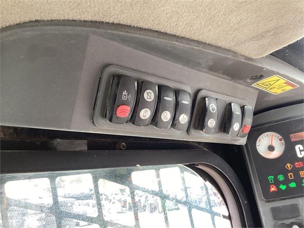 2010 CATERPILLAR 277C SKID STEER LOADER