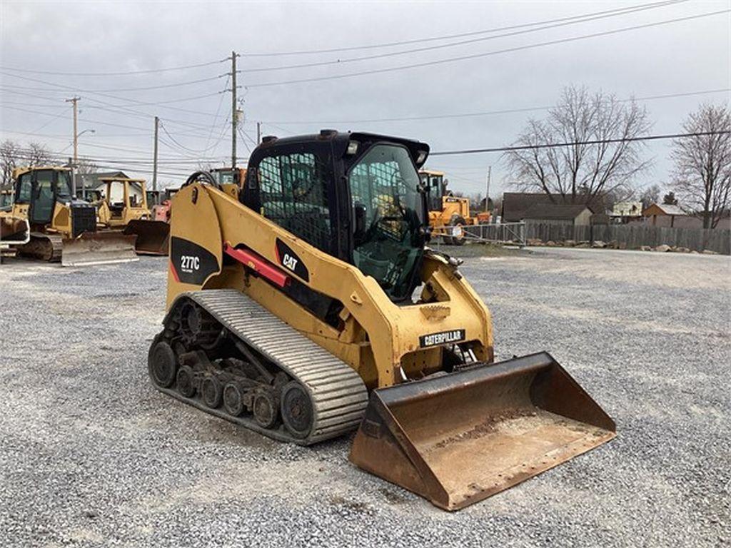 2010 CATERPILLAR 277C SKID STEER LOADER