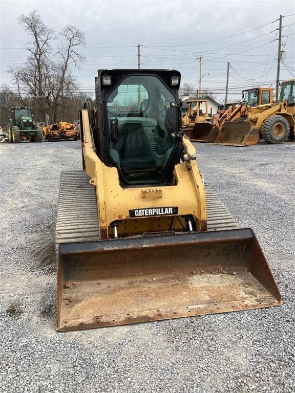 2010 CATERPILLAR 277C SKID STEER LOADER