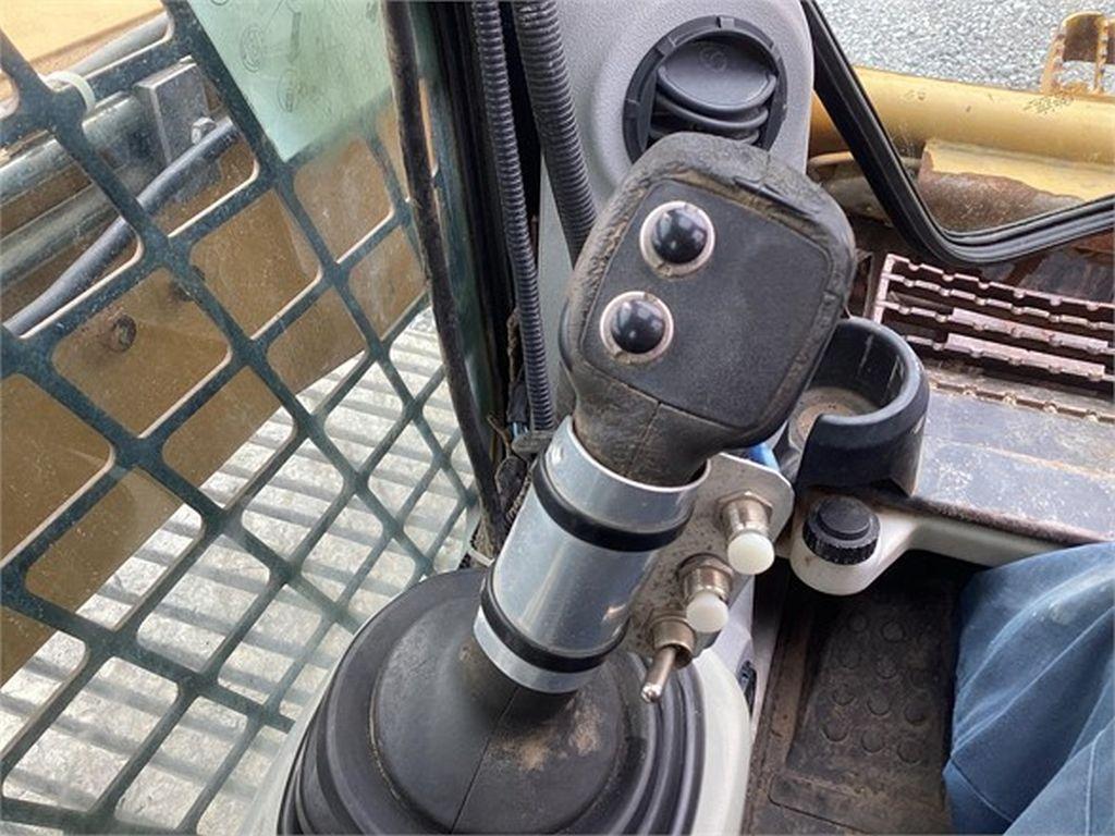 2010 CATERPILLAR 277C SKID STEER LOADER