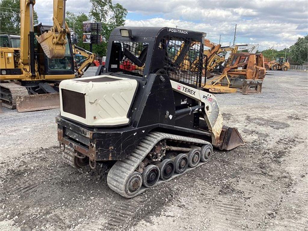 2015 TEREX PT30 SKID STEER LOADER